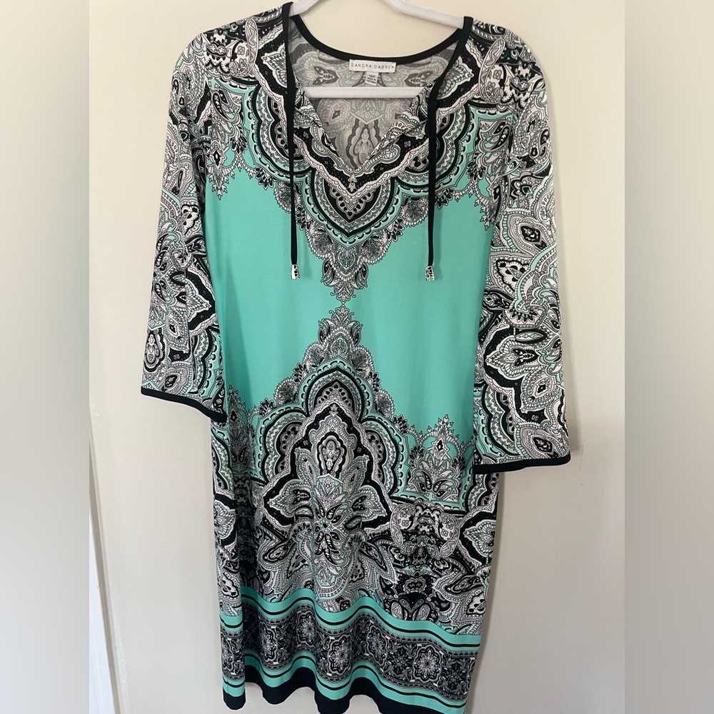 Sandra Darren long  sleeved dress. Size 14p.